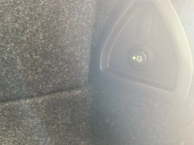 BMW 520 520i M-Sport Sedan