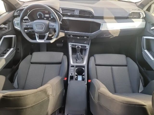 Audi Q3 35 TFSI S-Line