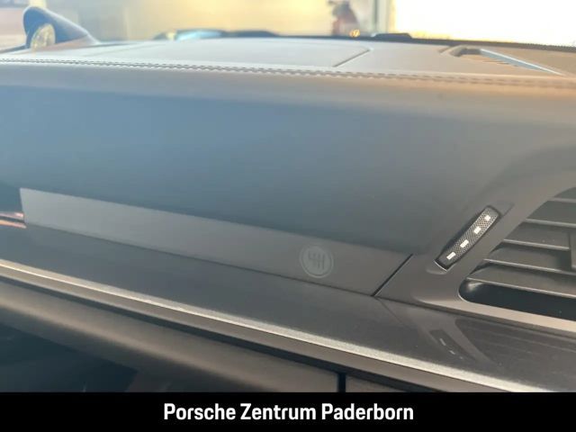 Porsche 992 Cabrio Carrera Turbo