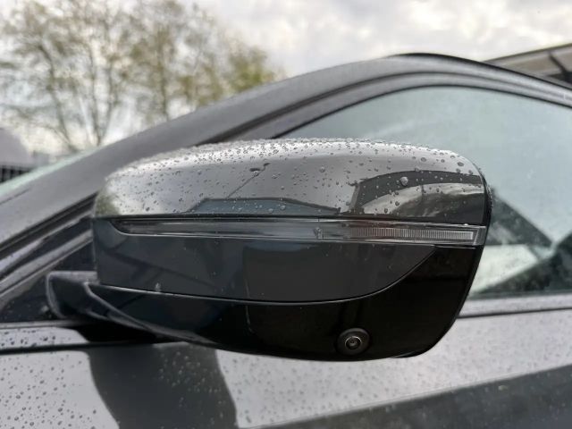 BMW 330 330d M-Sport Touring xDrive