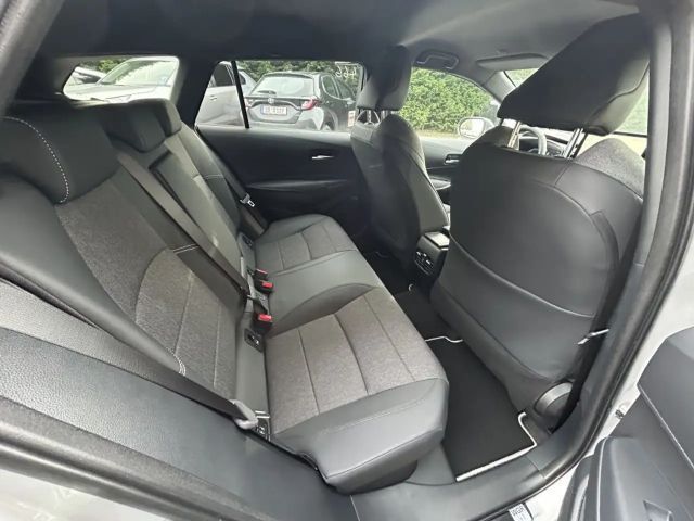 Toyota Corolla Hybride Team D Touring