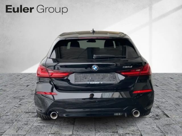 BMW 118 118d Sedan
