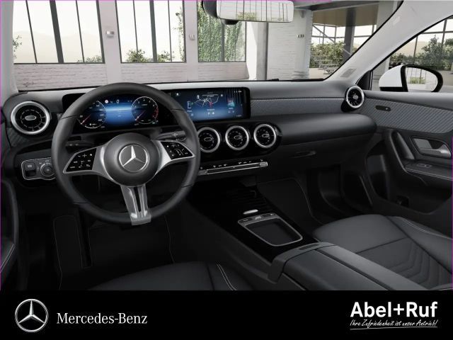 Mercedes-Benz A 200 Progressive