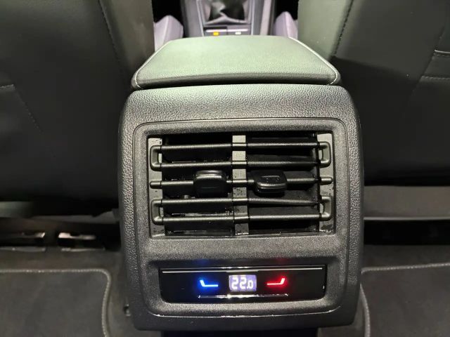 Volkswagen Golf 1.5 TSI Golf VIII