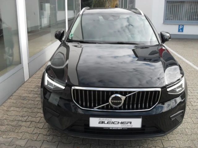Volvo XC40 T4