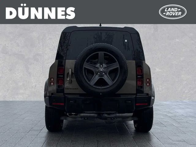 Land Rover Defender 110 D300 Dynamic SE