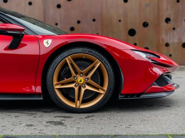 Ferrari SF90 Spider