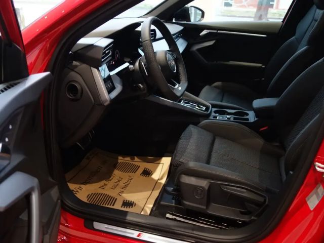 Audi A3 30 TFSI S-Line S-Tronic Sedan