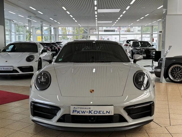 Porsche 992 4 Coupé GTS