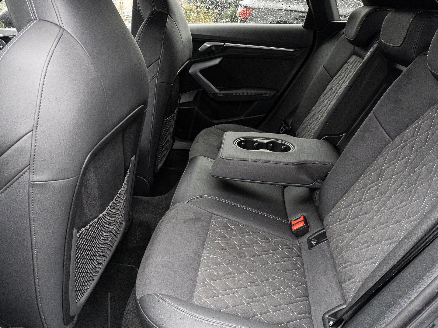 Audi S3 Quattro S-Tronic Sedan Sportback