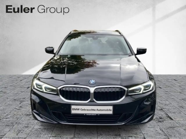 BMW 320 320e Touring