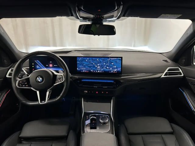 BMW 330 330d M-Sport Sedan xDrive