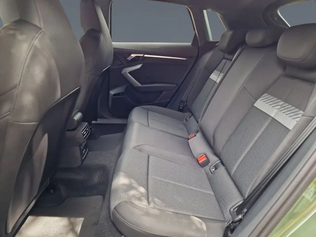 Audi A3 30 TDI S-Line Sedan Sportback