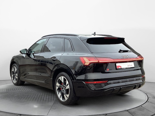 Audi Q8 e-tron 55 Quattro S-Line