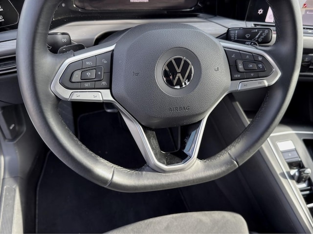Volkswagen Golf 2.0 TDI DSG Style Variant