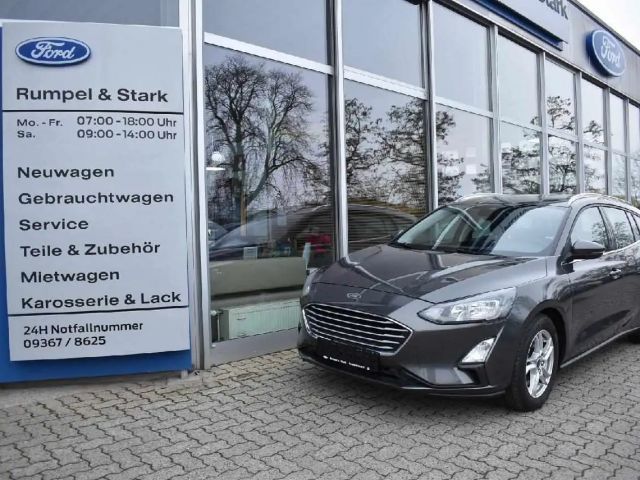 Ford Focus Cool & Connect