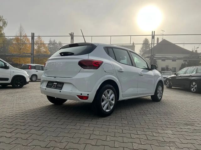 Dacia Sandero TCe 90