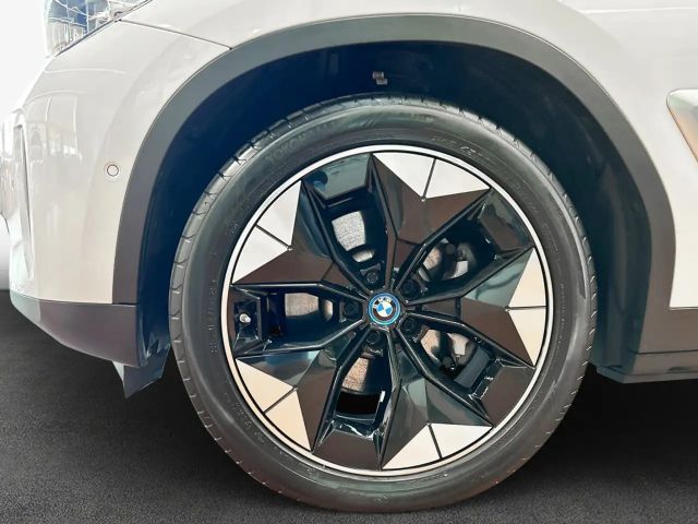 BMW iX3 Impressive iX3