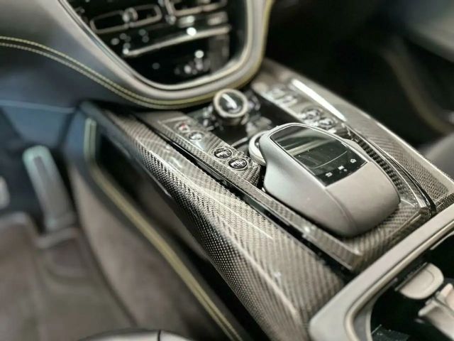 Aston Martin DBX DBX707 / Q AMR Inspired / QuickSilver Exhaust