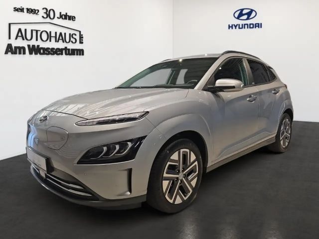 Hyundai Kona 2WD Trend