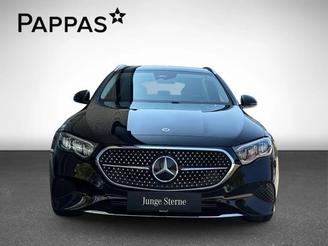 Mercedes-Benz E 220 4MATIC E 220 d Estate