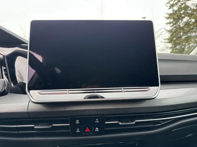 Volkswagen Golf Style eHybrid