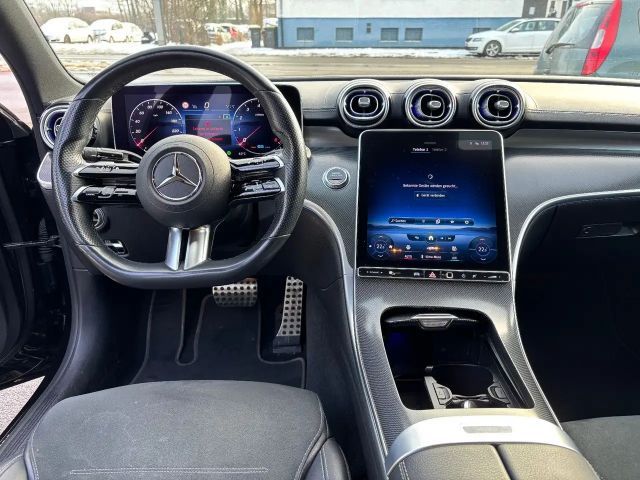 Mercedes-Benz C 180 AMG Line Sedan