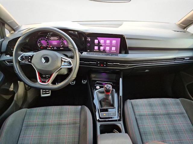 Volkswagen Golf 2.0 TSI GTI