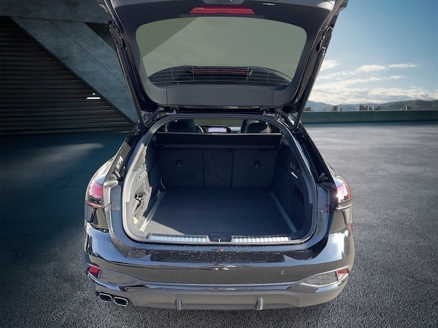 Audi A6 Avant Quattro S-Tronic