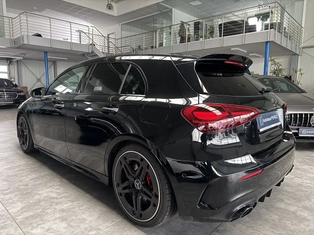 Mercedes-Benz A 35 AMG 4MATIC AMG Line