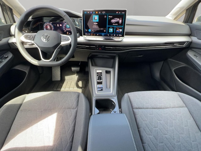 Volkswagen Golf DSG Life