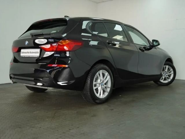 BMW 116 116i 5-deurs Sedan
