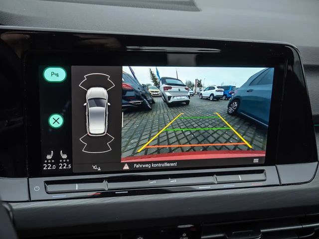 Volkswagen Golf 1.5 eTSI Golf VIII Style