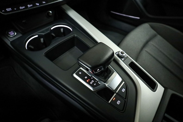 Audi A4 40 TFSI Avant S-Tronic