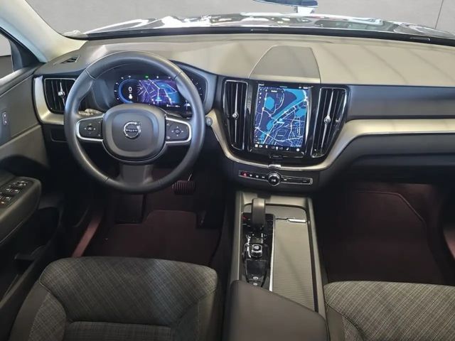 Volvo XC60 AWD Core