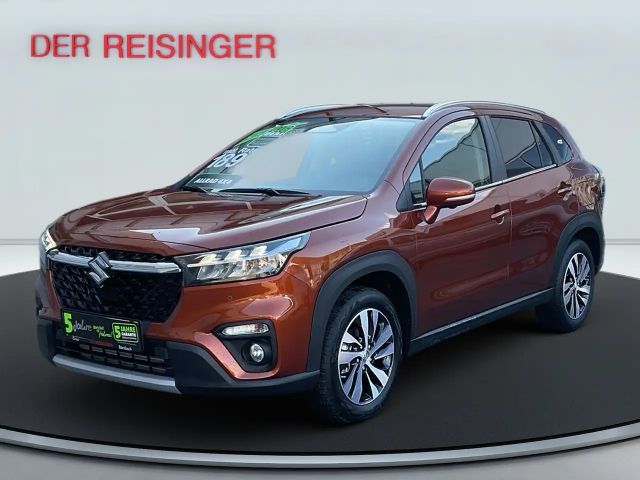 Suzuki S-Cross Flash