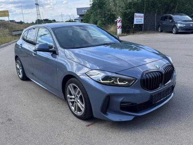 BMW 118 118d M-Sport Sedan