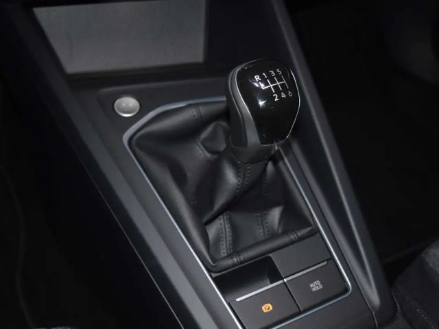 Volkswagen Golf Move