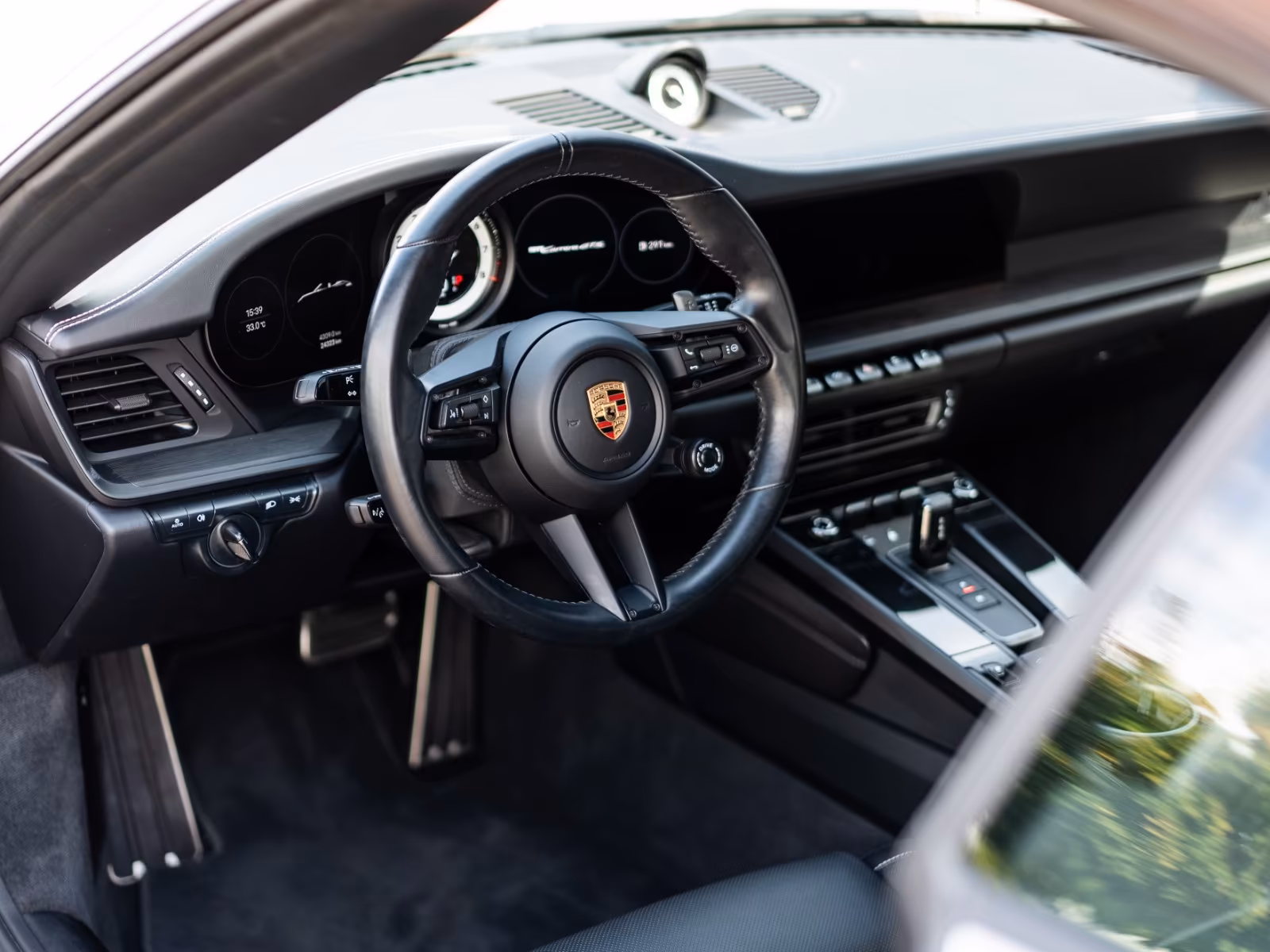 Porsche 911 992 Cabriolet Carrera GTS