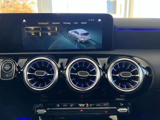 Mercedes-Benz A 200 AMG Line