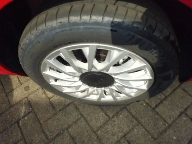 Fiat 500C 1.0Hybrid Klimaanlage + Alufelgen + DAB Autoradio