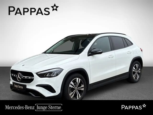Mercedes-Benz GLA 200 Progressive