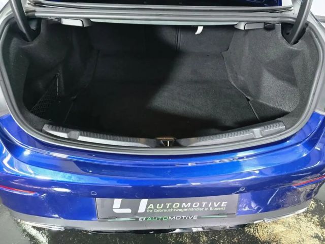 Mercedes-Benz E 220 AMG Line Coupé E 220 d