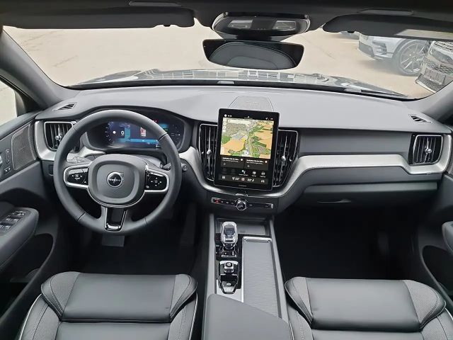 Volvo XC60 AWD Plus T6