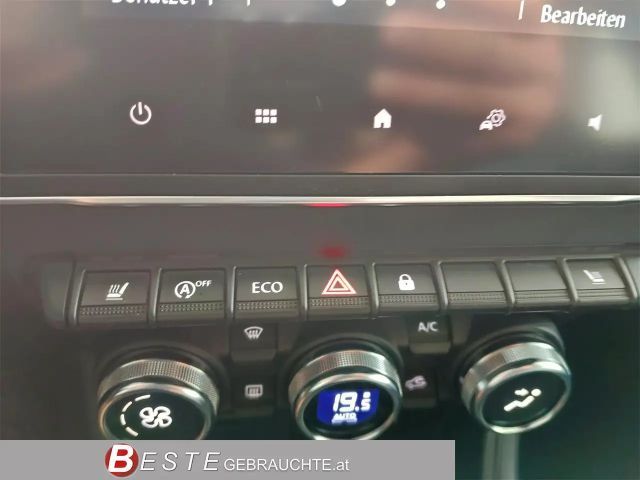 Mitsubishi ASX Invite