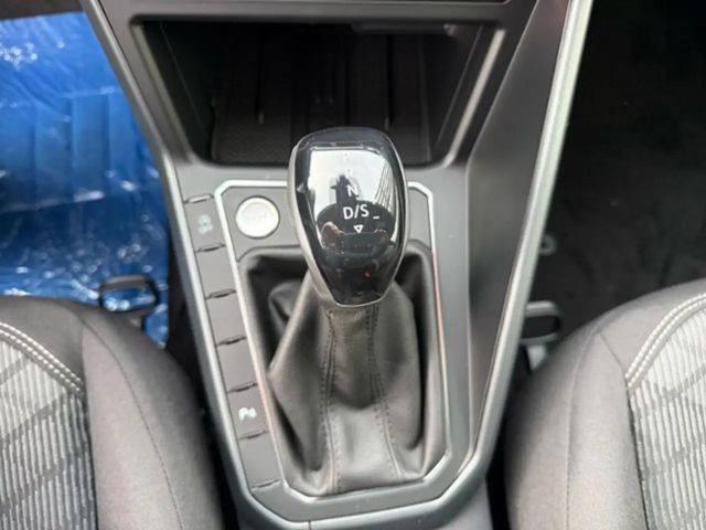 Volkswagen Taigo 1.5 TSI DSG R-Line