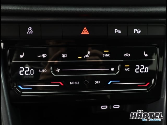 Volkswagen T-Roc T-ROC STYLE 1.5 TSI DSG (+ACC-RADAR+NAVI+AHK)