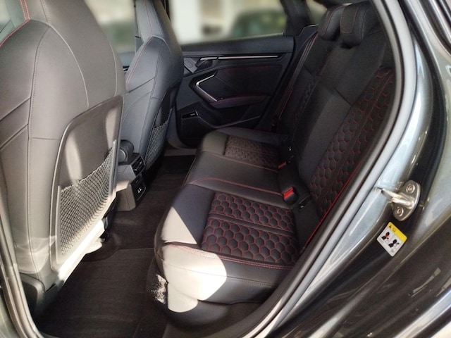 Audi RS3 Quattro S-Tronic Sedan