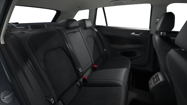 Volkswagen Golf 1.5 eTSI DSG Life Variant