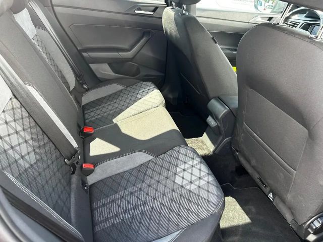 Volkswagen Taigo 1.0 TSI DSG R-Line